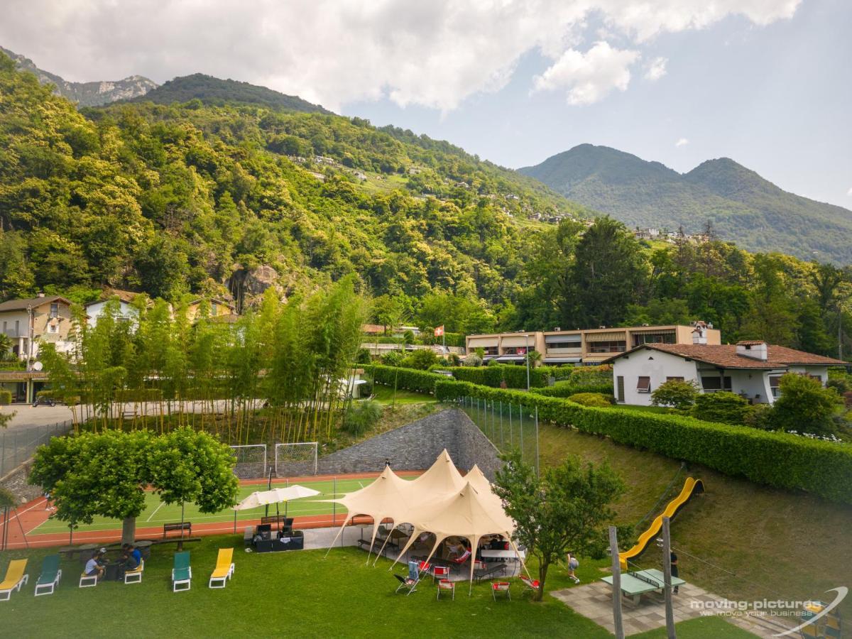 Bamboohouse Motel Riazzino Bagian luar foto